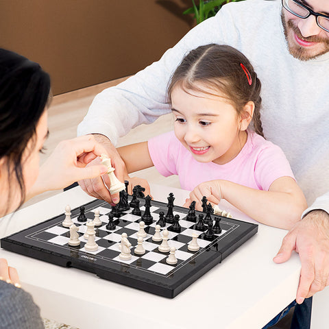 Chess Set - Asters Maldives