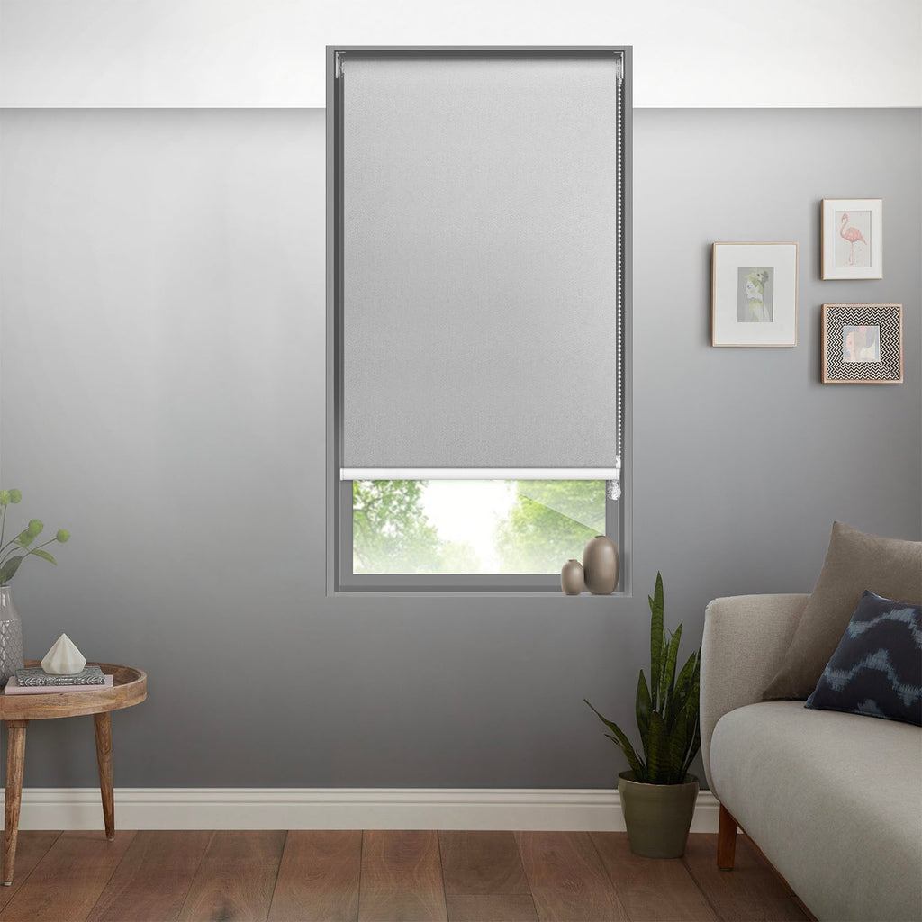 Blackout Roller Blind (100 x 250cm) - Asters Maldives