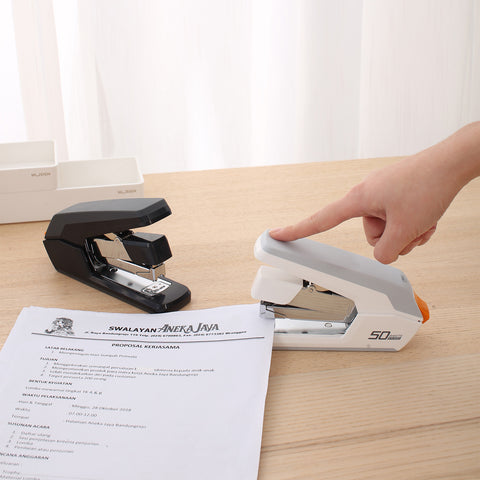 Desktop Stapler - Asters Maldives