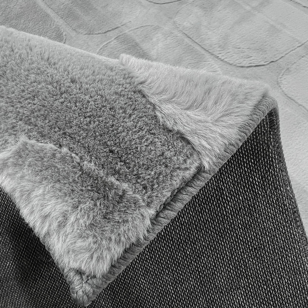 Faux Rabbit Fur Rug (120 x 170cm)