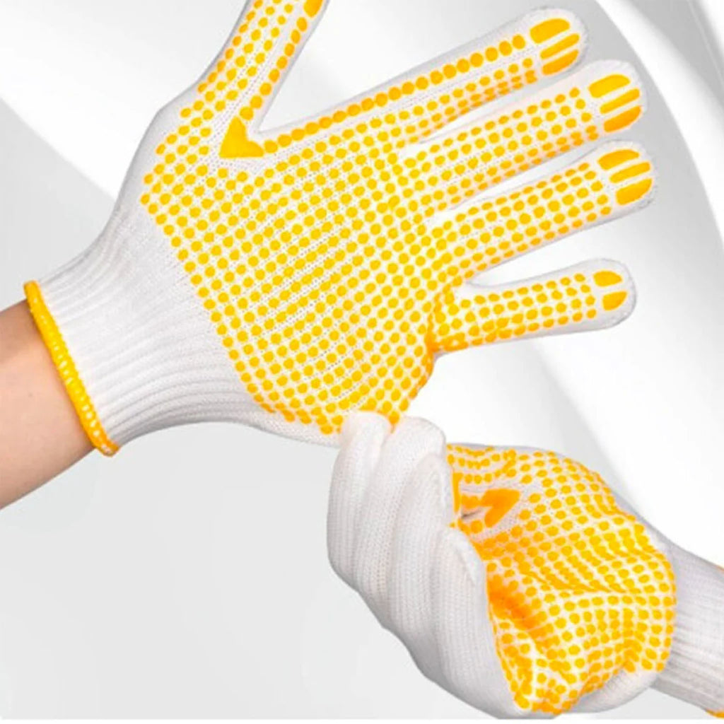 Gloves (12 Pairs)