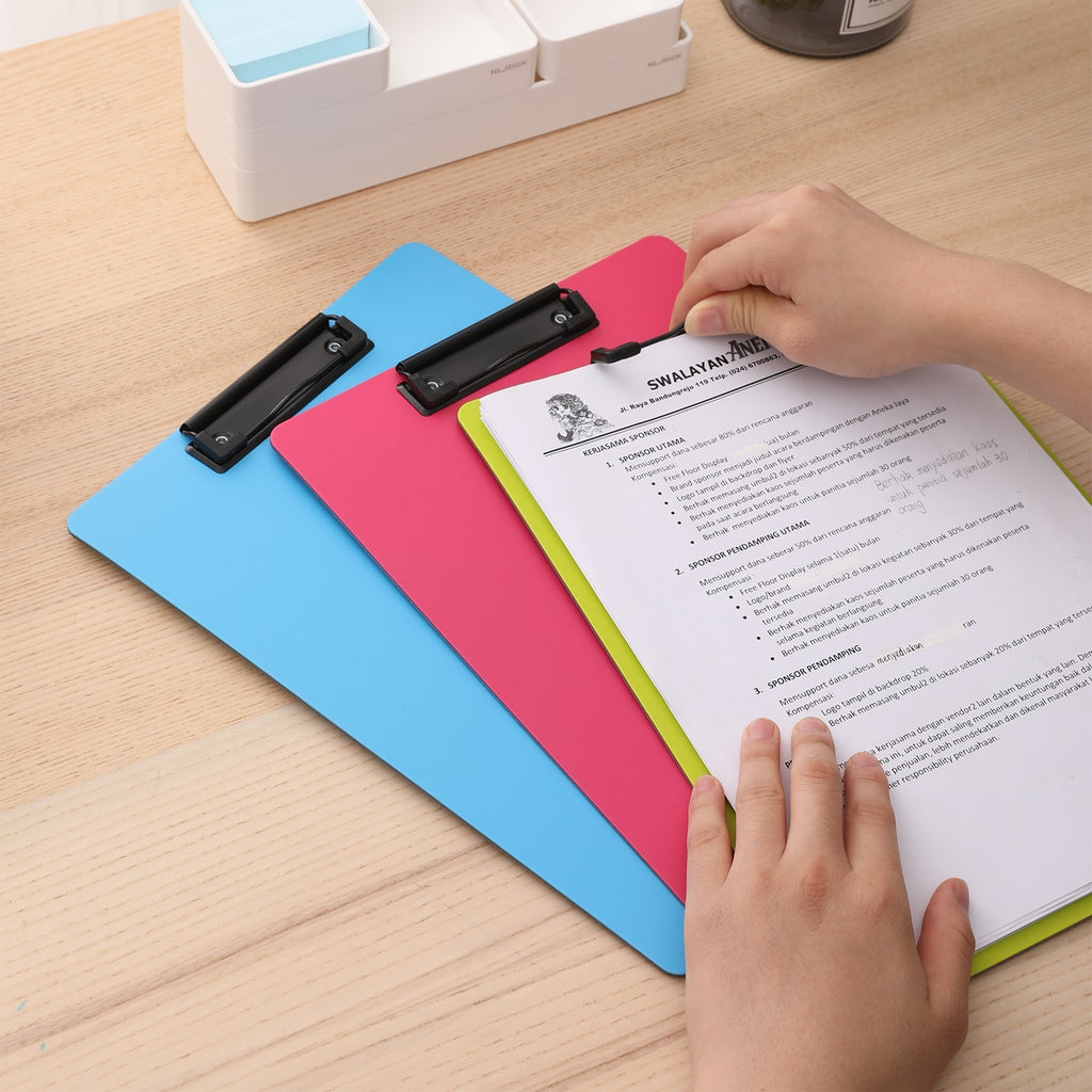 Clip Board (A4) - Asters Maldives