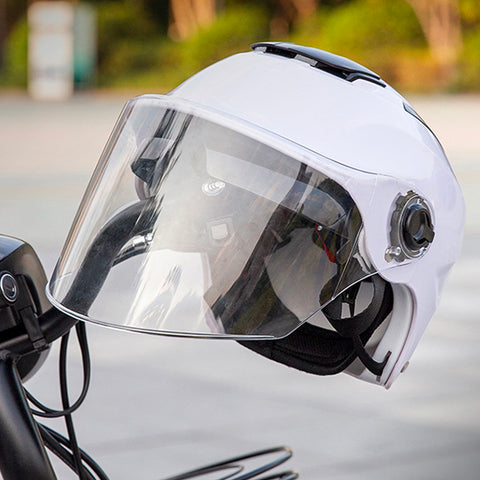 Helmet - Asters Maldives
