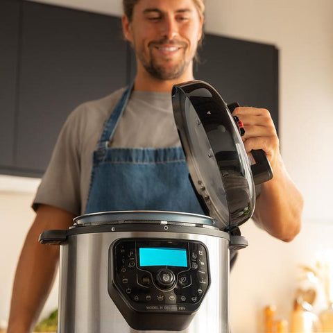 Pressure Cooker (6L) - Asters Maldives